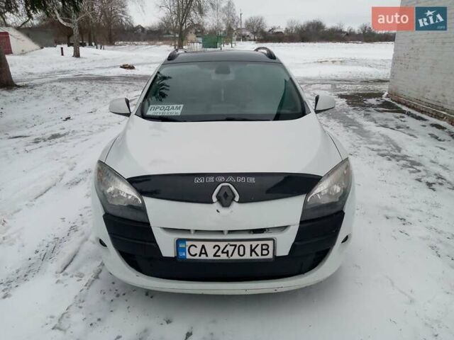 Белый Рено Меган, объемом двигателя 1.46 л и пробегом 307 тыс. км за 6900 $, фото 1 на Automoto.ua