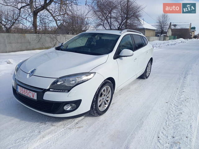 Білий Рено Меган, об'ємом двигуна 1.5 л та пробігом 222 тис. км за 6800 $, фото 1 на Automoto.ua