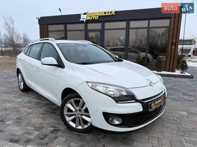 Білий Рено Меган, об'ємом двигуна 1.5 л та пробігом 212 тис. км за 8199 $, фото 1 на Automoto.ua