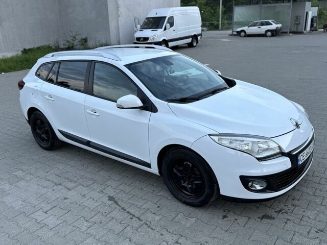 Белый Рено Меган, объемом двигателя 1.5 л и пробегом 307 тыс. км за 7900 $, фото 1 на Automoto.ua