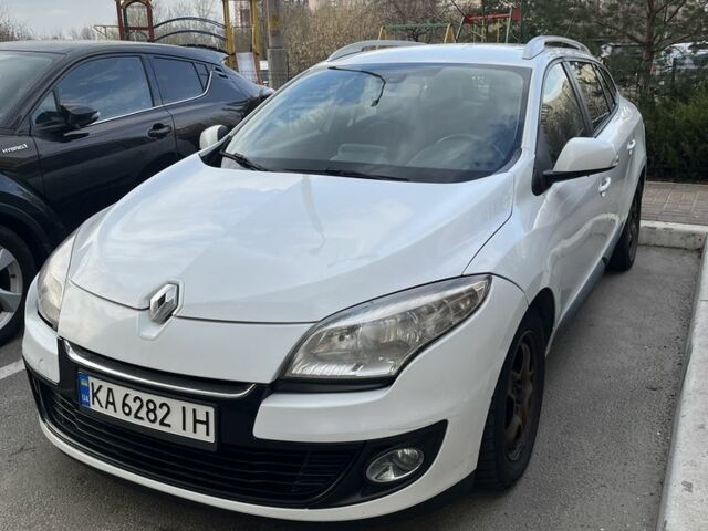 Белый Рено Меган, объемом двигателя 1.5 л и пробегом 289 тыс. км за 6700 $, фото 1 на Automoto.ua