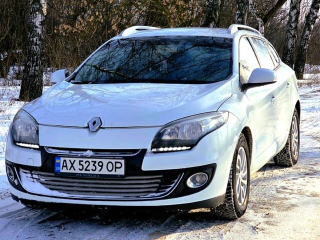 Белый Рено Меган, объемом двигателя 1.5 л и пробегом 24200 тыс. км за 8499 $, фото 1 на Automoto.ua