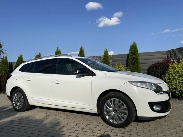 Білий Рено Меган, об'ємом двигуна 1.6 л та пробігом 374 тис. км за 5700 $, фото 1 на Automoto.ua