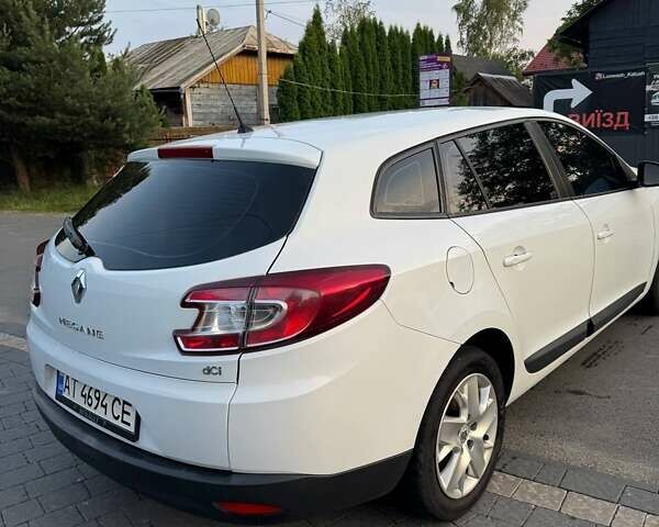Білий Рено Меган, об'ємом двигуна 1.5 л та пробігом 220 тис. км за 7200 $, фото 1 на Automoto.ua