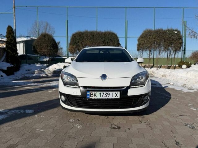 Білий Рено Меган, об'ємом двигуна 1.5 л та пробігом 273 тис. км за 7199 $, фото 1 на Automoto.ua