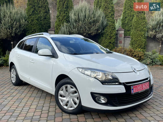 Білий Рено Меган, об'ємом двигуна 1.5 л та пробігом 199 тис. км за 8250 $, фото 1 на Automoto.ua