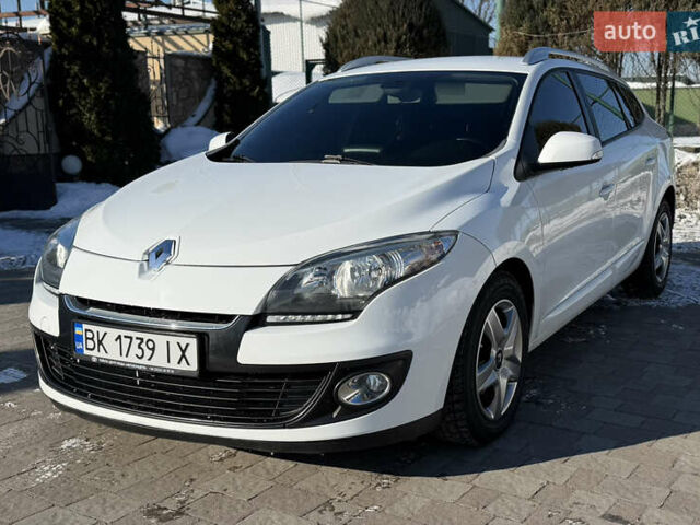 Білий Рено Меган, об'ємом двигуна 1.5 л та пробігом 271 тис. км за 7300 $, фото 1 на Automoto.ua
