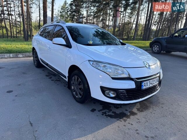 Белый Рено Меган, объемом двигателя 1.46 л и пробегом 275 тыс. км за 6200 $, фото 1 на Automoto.ua
