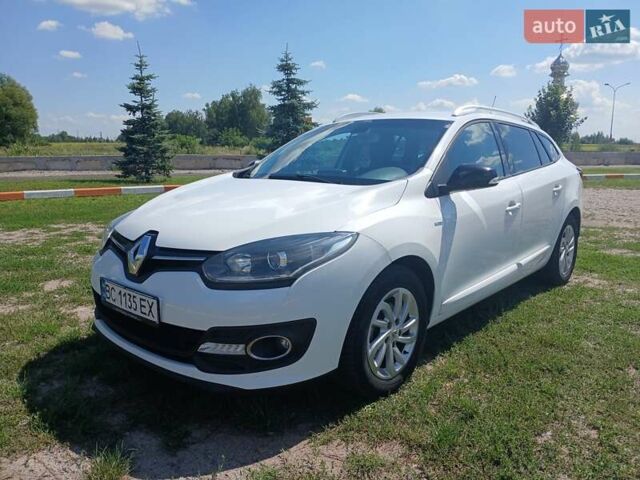 Белый Рено Меган, объемом двигателя 1.5 л и пробегом 240 тыс. км за 8500 $, фото 1 на Automoto.ua
