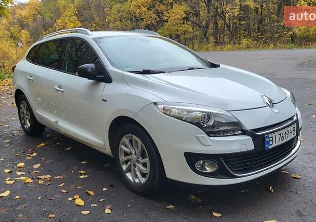 Білий Рено Меган, об'ємом двигуна 1.46 л та пробігом 240 тис. км за 8200 $, фото 1 на Automoto.ua