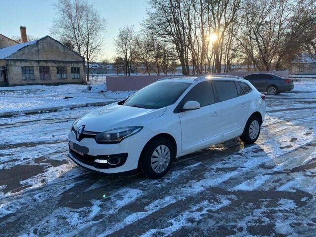 Белый Рено Меган, объемом двигателя 1.5 л и пробегом 217 тыс. км за 7999 $, фото 1 на Automoto.ua