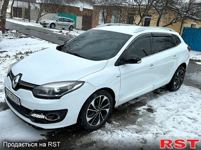 Белый Рено Меган, объемом двигателя 1.5 л и пробегом 182 тыс. км за 8750 $, фото 1 на Automoto.ua