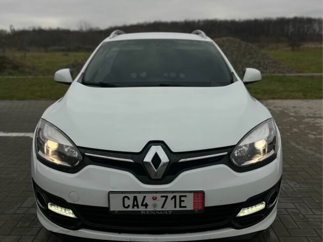 Белый Рено Меган, объемом двигателя 0 л и пробегом 297 тыс. км за 6690 $, фото 1 на Automoto.ua