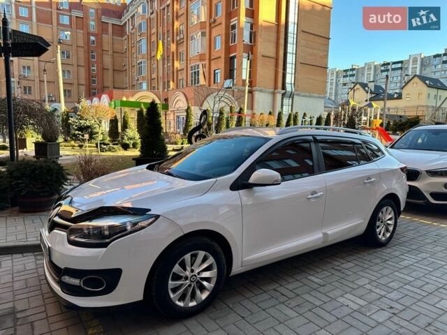 Белый Рено Меган, объемом двигателя 1.5 л и пробегом 255 тыс. км за 9500 $, фото 1 на Automoto.ua