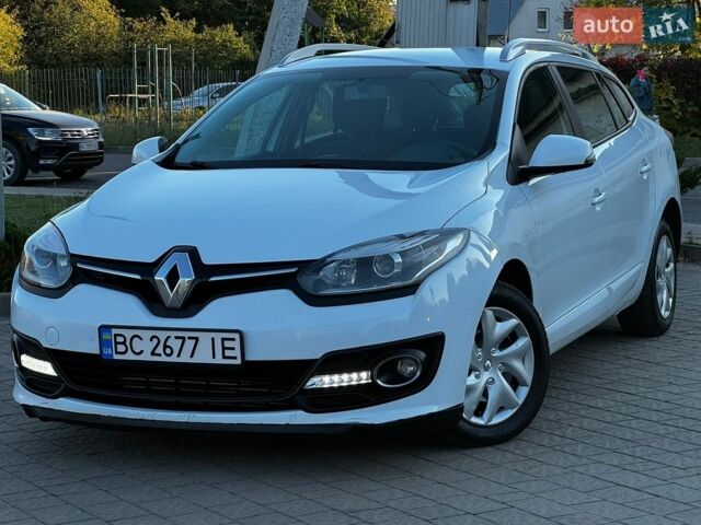Белый Рено Меган, объемом двигателя 1.5 л и пробегом 207 тыс. км за 6800 $, фото 1 на Automoto.ua