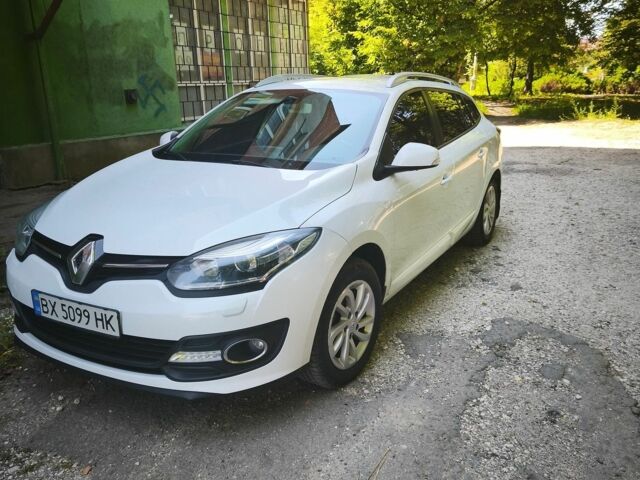 Білий Рено Меган, об'ємом двигуна 1.46 л та пробігом 240 тис. км за 8300 $, фото 1 на Automoto.ua