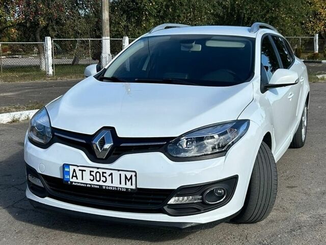 Білий Рено Меган, об'ємом двигуна 1.46 л та пробігом 257 тис. км за 8050 $, фото 1 на Automoto.ua