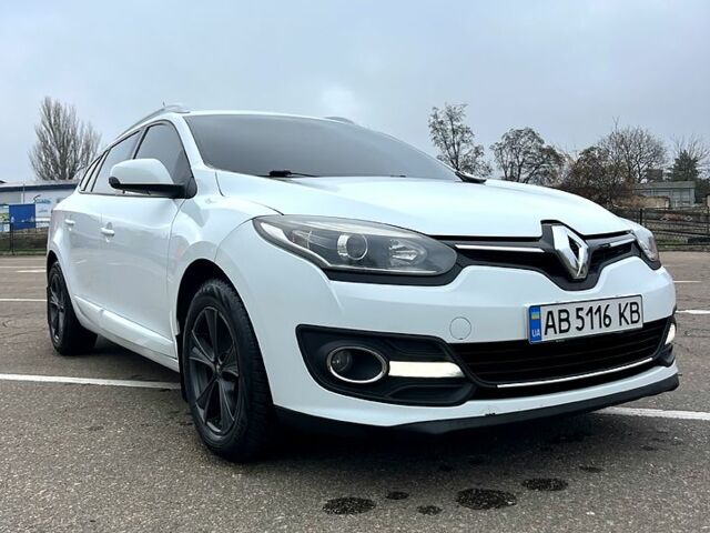 Белый Рено Меган, объемом двигателя 1.5 л и пробегом 272 тыс. км за 8700 $, фото 1 на Automoto.ua