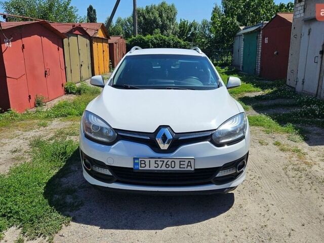 Білий Рено Меган, об'ємом двигуна 1.46 л та пробігом 258 тис. км за 7500 $, фото 1 на Automoto.ua