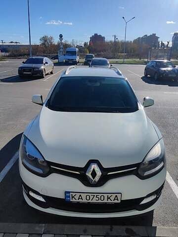 Рено Меган 2014 в Киеве на Automoto.ua Белый Рено Меган, объемом двигателя 1.5 л и пробегом 257 тыс. км за 8500 $, фото 1 на Automoto.ua