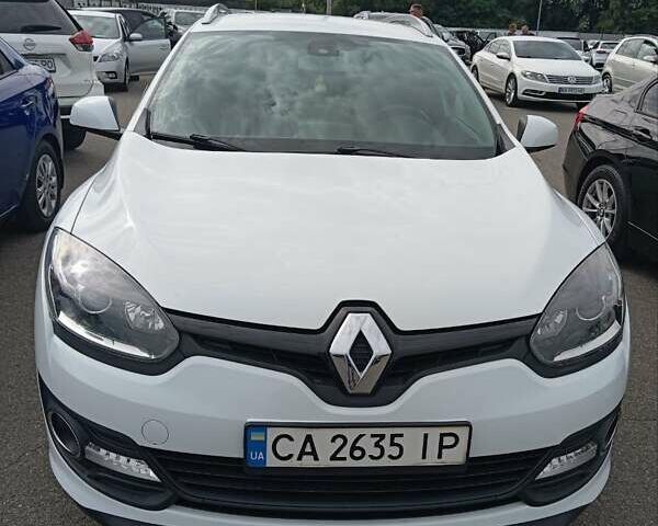 Белый Рено Меган, объемом двигателя 1.5 л и пробегом 146 тыс. км за 9000 $, фото 1 на Automoto.ua