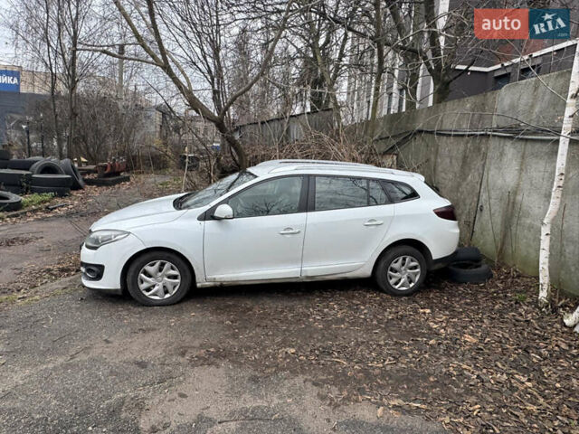 Белый Рено Меган, объемом двигателя 1.5 л и пробегом 260 тыс. км за 5500 $, фото 1 на Automoto.ua