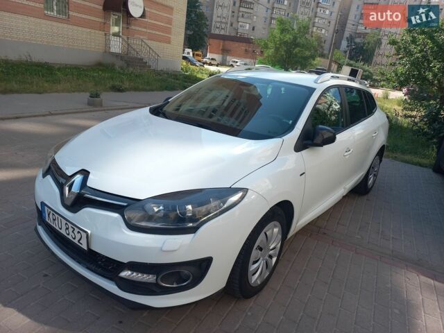 Білий Рено Меган, об'ємом двигуна 1.2 л та пробігом 160 тис. км за 6750 $, фото 1 на Automoto.ua