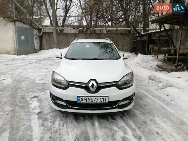 Белый Рено Меган, объемом двигателя 1.5 л и пробегом 330 тыс. км за 6300 $, фото 1 на Automoto.ua