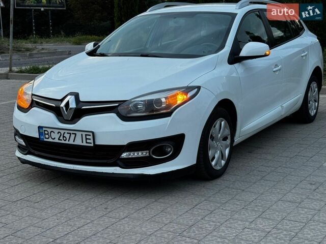 Білий Рено Меган, об'ємом двигуна 1.5 л та пробігом 206 тис. км за 6800 $, фото 1 на Automoto.ua