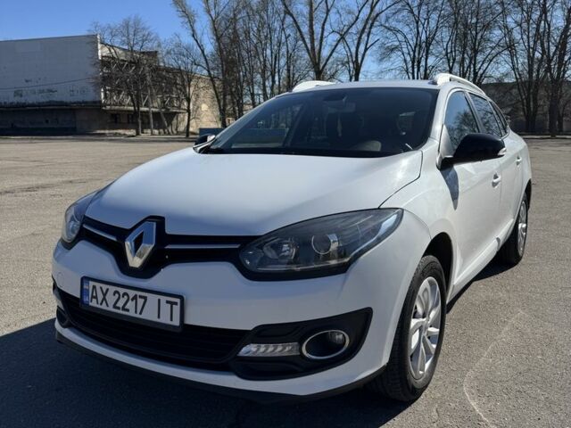Белый Рено Меган, объемом двигателя 0 л и пробегом 177 тыс. км за 8000 $, фото 1 на Automoto.ua