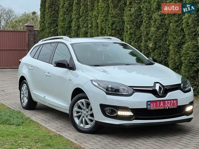 Белый Рено Меган, объемом двигателя 1.5 л и пробегом 200 тыс. км за 10999 $, фото 1 на Automoto.ua