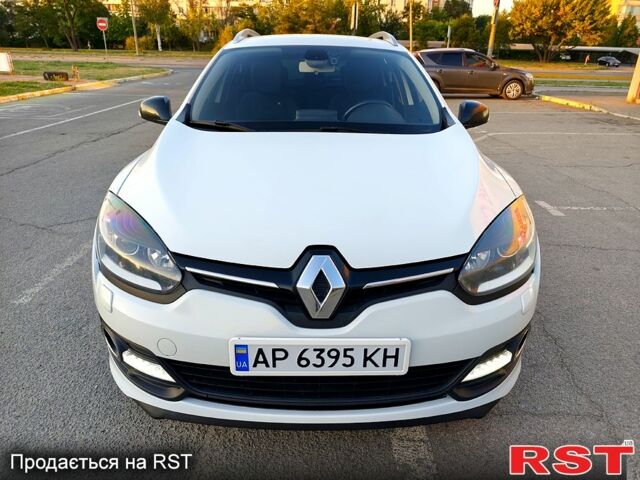 Белый Рено Меган, объемом двигателя 1.5 л и пробегом 245 тыс. км за 8900 $, фото 1 на Automoto.ua