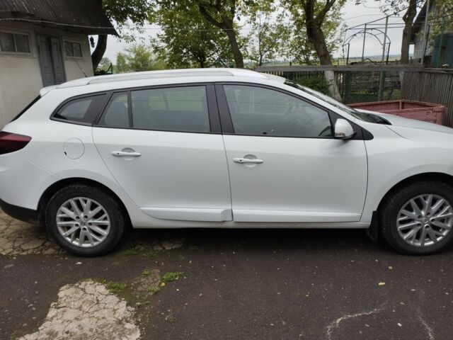 Білий Рено Меган, об'ємом двигуна 0 л та пробігом 245 тис. км за 7979 $, фото 1 на Automoto.ua