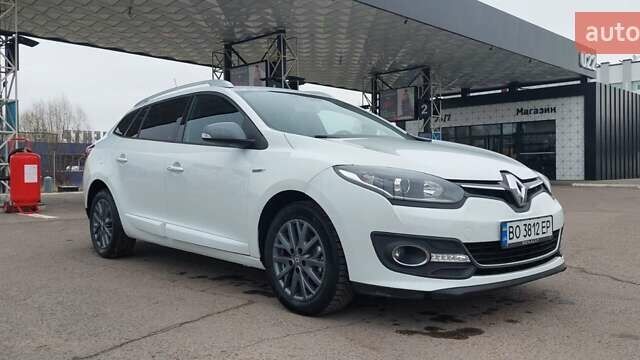 Белый Рено Меган, объемом двигателя 1.5 л и пробегом 164 тыс. км за 8999 $, фото 1 на Automoto.ua