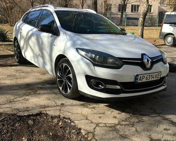 Білий Рено Меган, об'ємом двигуна 1.5 л та пробігом 275 тис. км за 8199 $, фото 1 на Automoto.ua