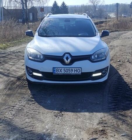 Белый Рено Меган, объемом двигателя 1.46 л и пробегом 269 тыс. км за 8900 $, фото 1 на Automoto.ua