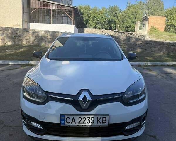Белый Рено Меган, объемом двигателя 1.46 л и пробегом 215 тыс. км за 8500 $, фото 1 на Automoto.ua