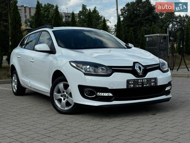 Білий Рено Меган, об'ємом двигуна 1.5 л та пробігом 243 тис. км за 7500 $, фото 1 на Automoto.ua