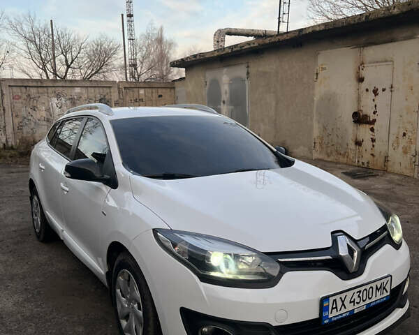 Белый Рено Меган, объемом двигателя 1.46 л и пробегом 273 тыс. км за 9200 $, фото 1 на Automoto.ua