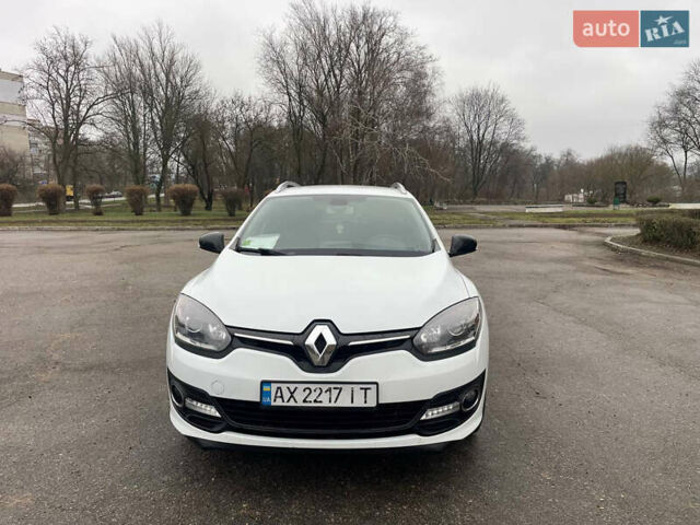 Белый Рено Меган, объемом двигателя 1.46 л и пробегом 320 тыс. км за 8200 $, фото 1 на Automoto.ua