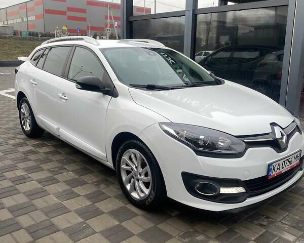 Белый Рено Меган, объемом двигателя 1.46 л и пробегом 138 тыс. км за 10800 $, фото 1 на Automoto.ua