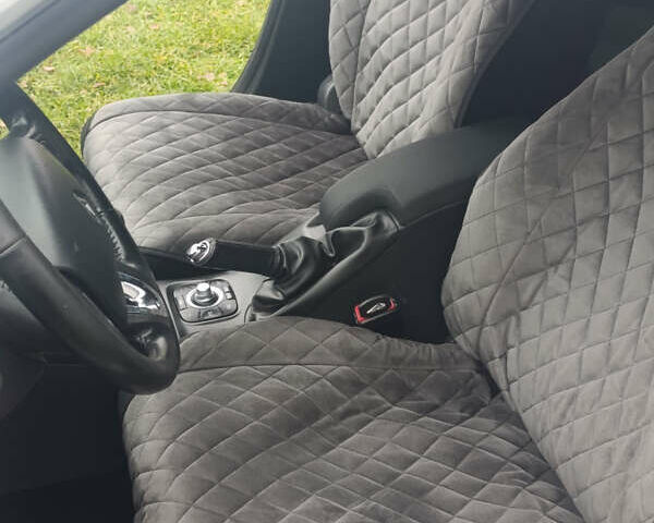 Белый Рено Меган, объемом двигателя 0 л и пробегом 236 тыс. км за 8999 $, фото 1 на Automoto.ua