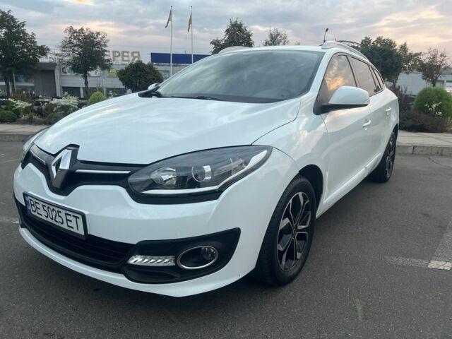 Белый Рено Меган, объемом двигателя 1.5 л и пробегом 197 тыс. км за 8900 $, фото 1 на Automoto.ua