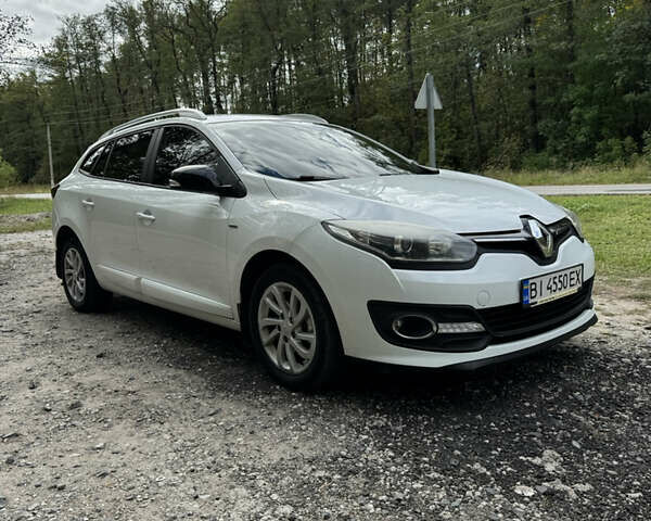 Белый Рено Меган, объемом двигателя 1.5 л и пробегом 186 тыс. км за 10500 $, фото 1 на Automoto.ua