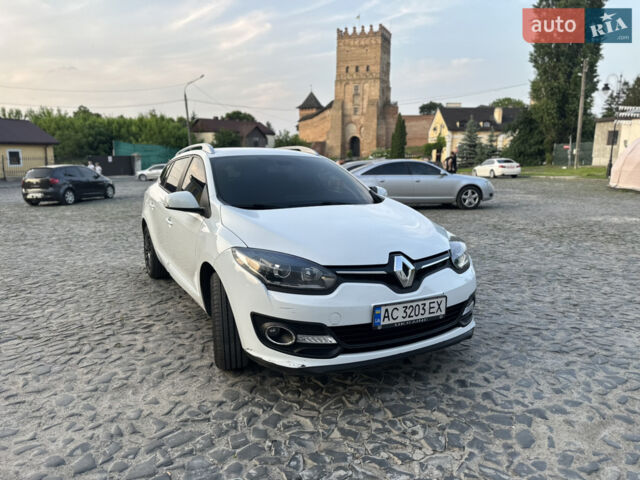 Белый Рено Меган, объемом двигателя 1.46 л и пробегом 146 тыс. км за 9800 $, фото 1 на Automoto.ua