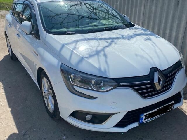 Белый Рено Меган, объемом двигателя 1.46 л и пробегом 220 тыс. км за 12300 $, фото 1 на Automoto.ua