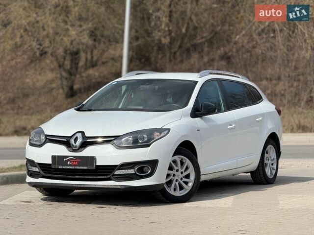 Білий Рено Меган, об'ємом двигуна 1.5 л та пробігом 239 тис. км за 8900 $, фото 1 на Automoto.ua