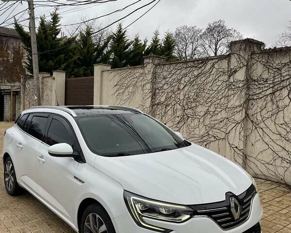 Білий Рено Меган, об'ємом двигуна 1.46 л та пробігом 225 тис. км за 13900 $, фото 1 на Automoto.ua