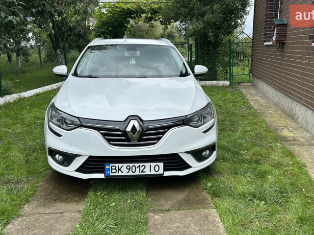 Білий Рено Меган, об'ємом двигуна 1.46 л та пробігом 225 тис. км за 11750 $, фото 1 на Automoto.ua