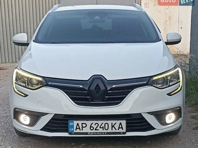 Білий Рено Меган, об'ємом двигуна 1.5 л та пробігом 230 тис. км за 11999 $, фото 1 на Automoto.ua